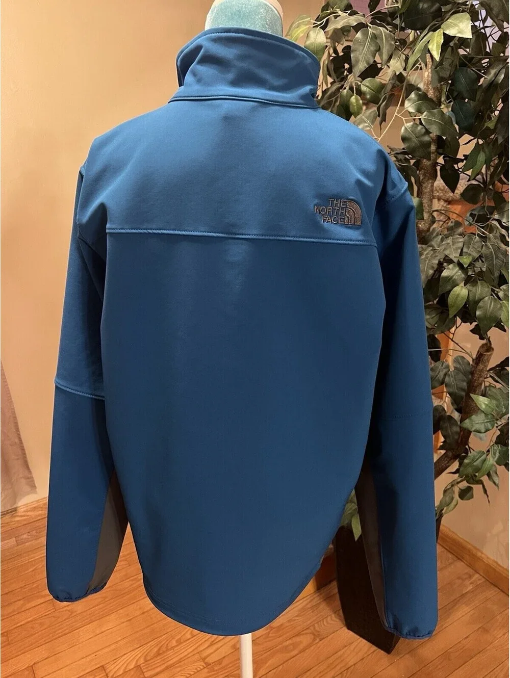 The North Face Pneumatic Apex Jacket Men's Size M Blue/Grey Full Zip Pockets